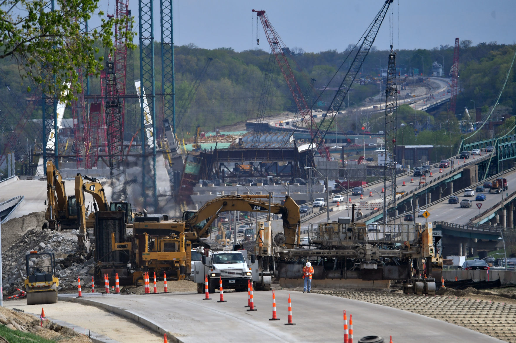 Interstate 74 bridge construction update